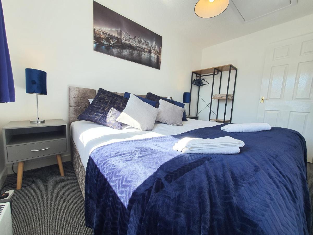 Thesiger Court Apartments - Free Private Parking - By Property Promise Кардифф Экстерьер фото